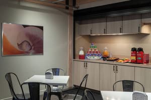thumbnail: Breakfast area