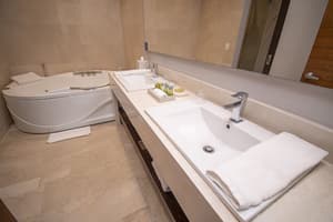 thumbnail: Bathroom