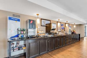 thumbnail: Breakfast area