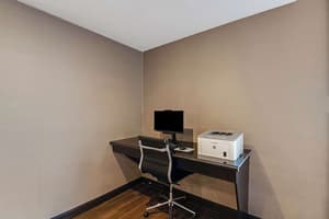 thumbnail: Business center