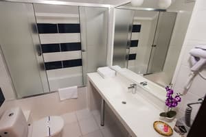 thumbnail: Bathroom