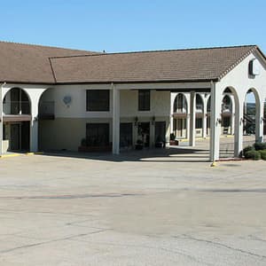 thumbnail: Exterior