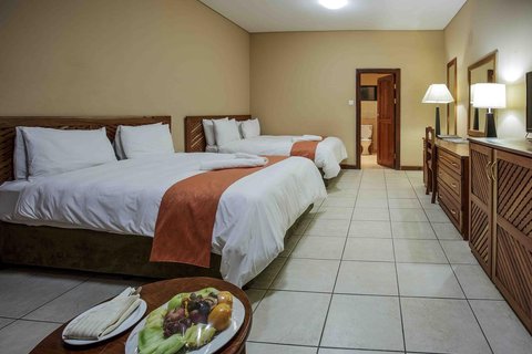 Cresta Golfview Suite