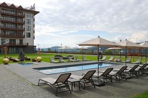 thumbnail: Outdoor pool