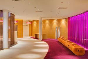 thumbnail: Interior entrance