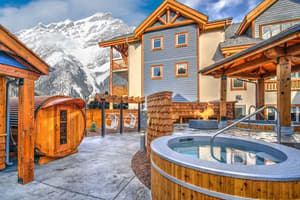 thumbnail: Outdoor spa tub