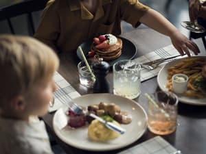 thumbnail: Restaurant
