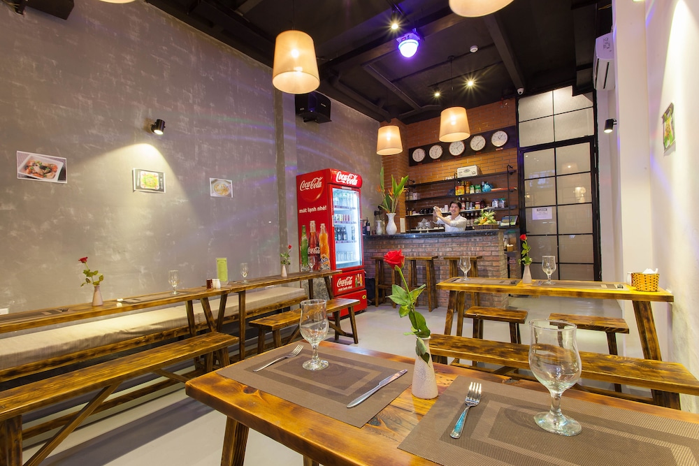 Food court