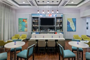 thumbnail: Bar (on property)