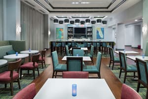 thumbnail: Breakfast area