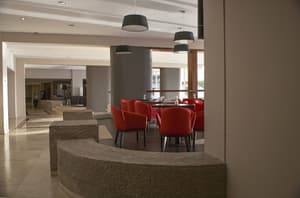 thumbnail: Bar (on property)