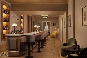 thumbnail: Bar (on property)