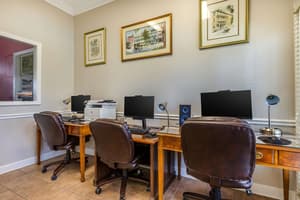thumbnail: Business center