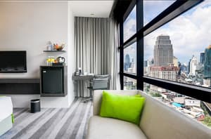 Holiday Inn Bangkok Sukhumvit by IHG