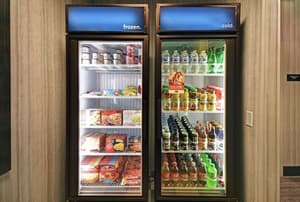 thumbnail: Snack bar