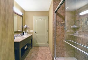 thumbnail: Bathroom shower