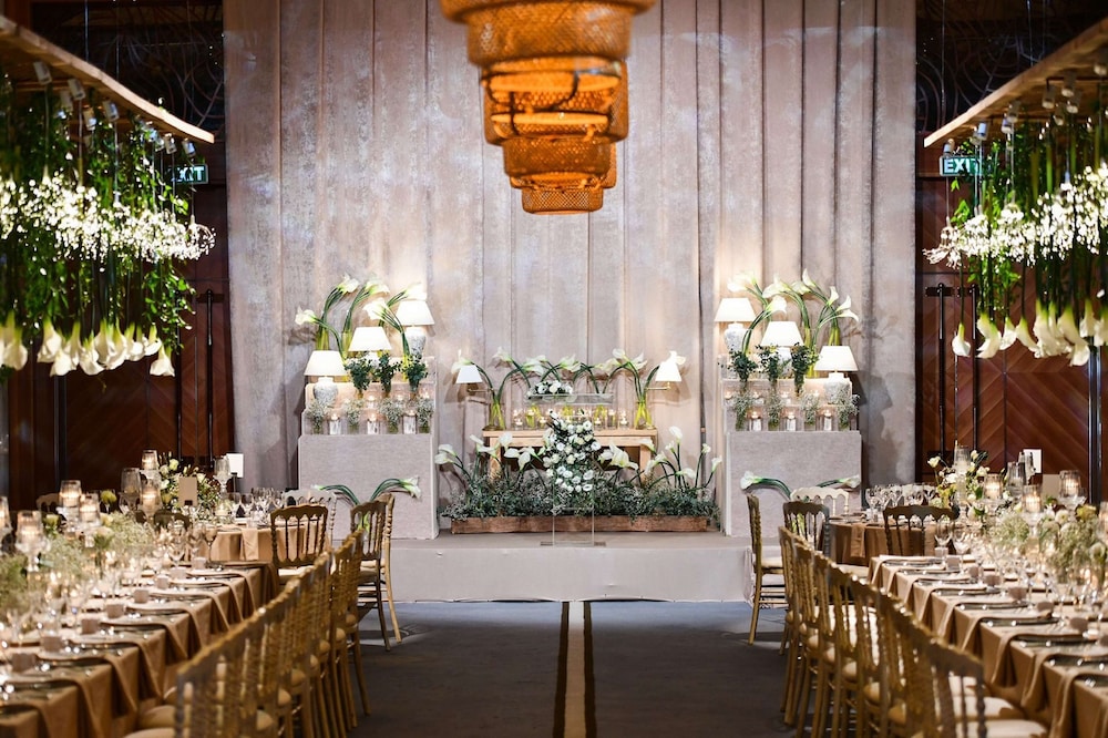 Indoor wedding