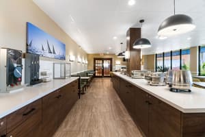 thumbnail: Breakfast area