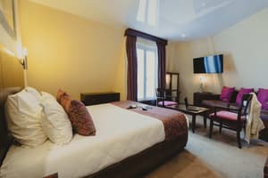 thumbnail: Room