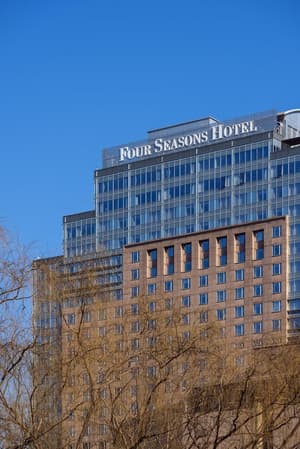 thumbnail: Exterior