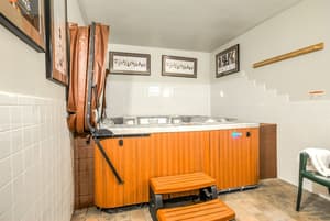 thumbnail: Indoor spa tub
