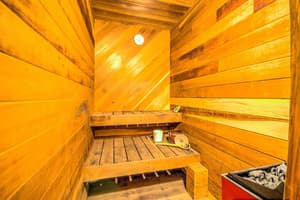 thumbnail: Sauna