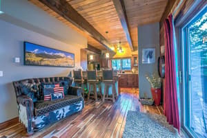 thumbnail: Living area