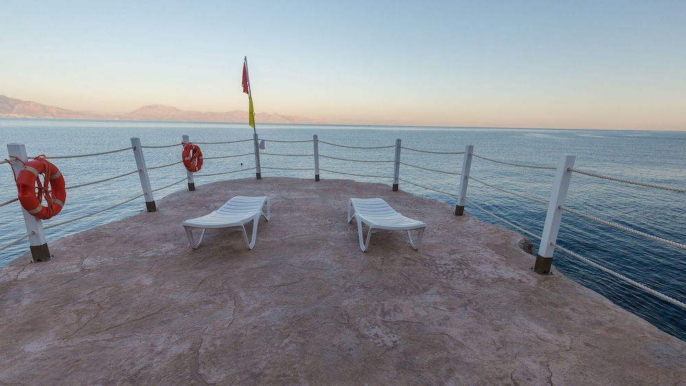 Sundeck