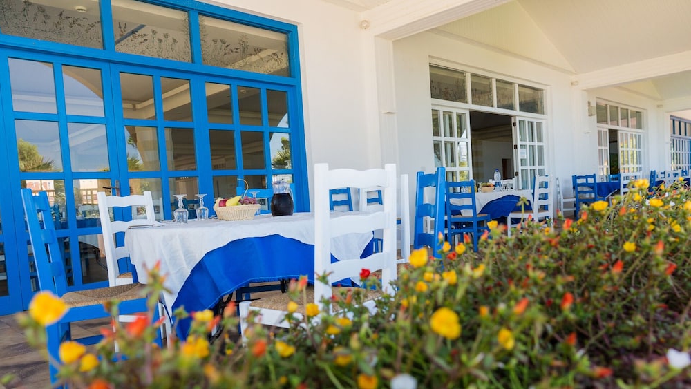 Food court