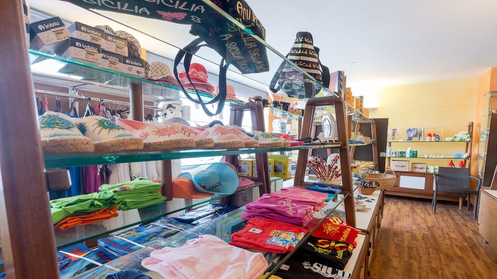 Pro shop