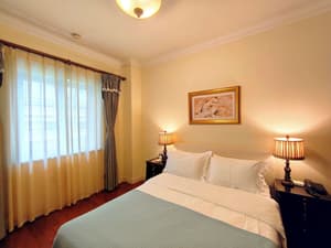 thumbnail: Room