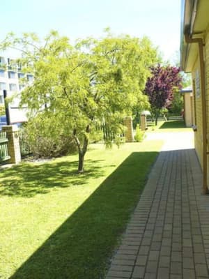 thumbnail: Garden