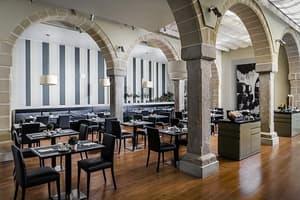 thumbnail: Restaurant