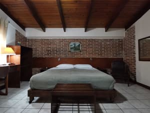thumbnail: Property grounds