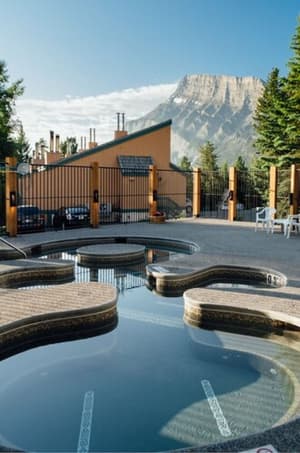 thumbnail: Outdoor spa tub