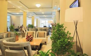 thumbnail: Lobby sitting area
