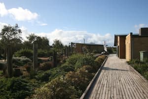 thumbnail: Exterior