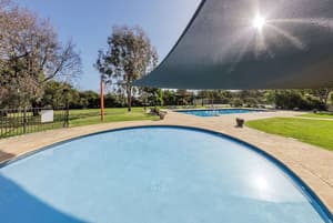 thumbnail: Pool