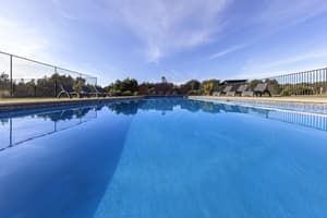 thumbnail: Pool