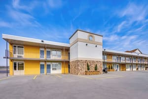 thumbnail: Exterior