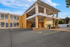thumbnail: Exterior