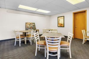 thumbnail: Business center