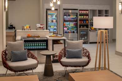 Dining,Dining Area,Restaurant,On-Site