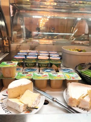 thumbnail: Breakfast buffet