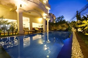 thumbnail: Outdoor pool