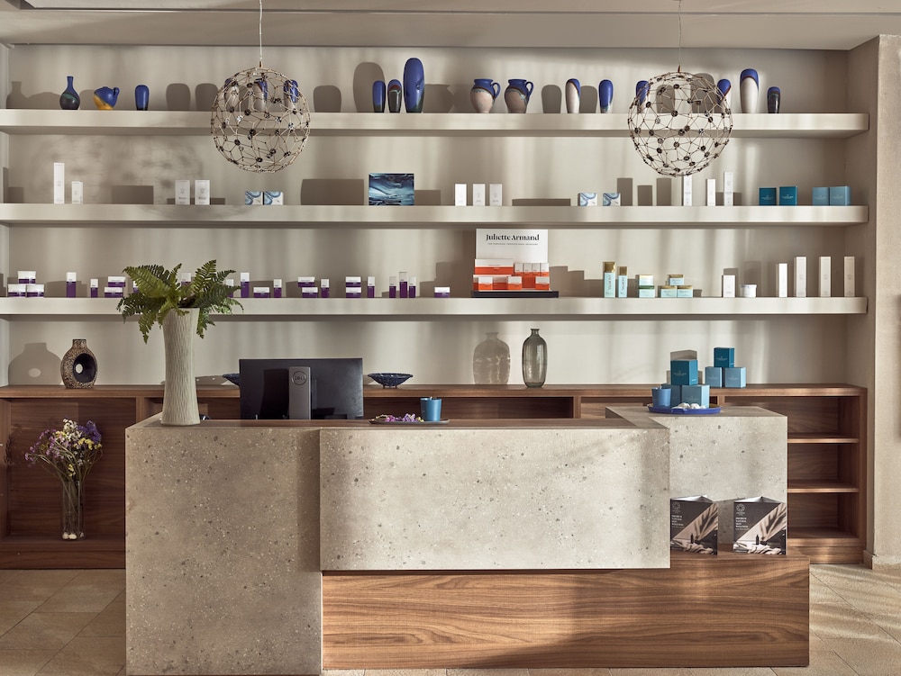 Spa reception