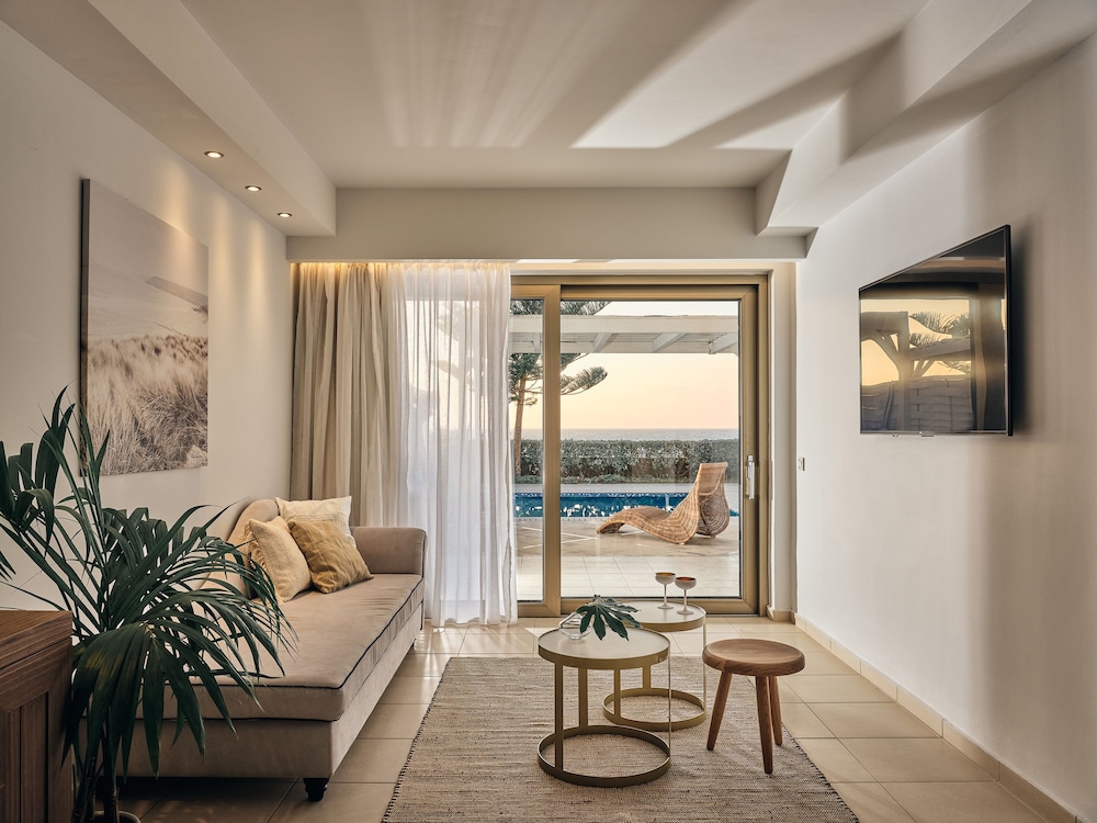 Beach/ocean view