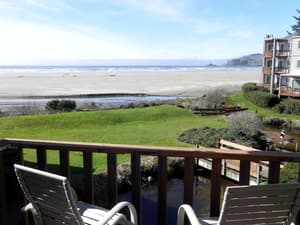 thumbnail: Balcony