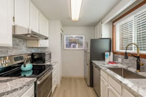 thumbnail: In-room dining