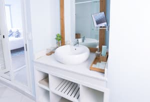 thumbnail: Bathroom sink